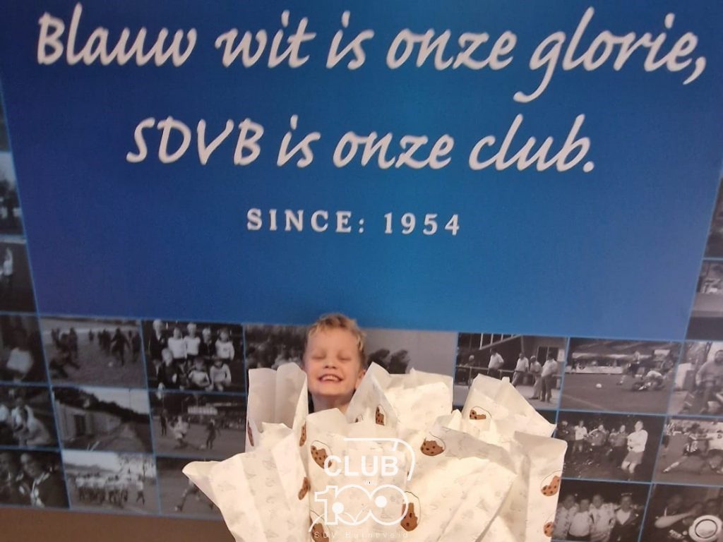 Een SDVB Club traditie: een kijkje achter de schermen bij SDVB’s oliebollenverkoop.
